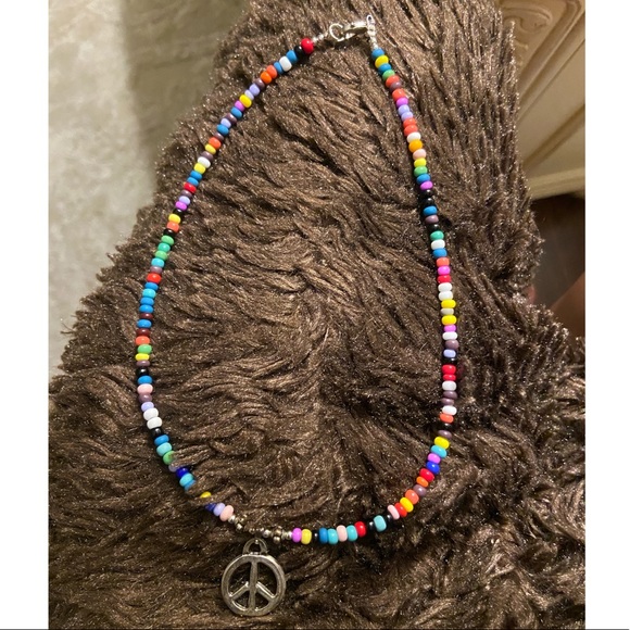 Jewelry - Rainbow peace sign necklace